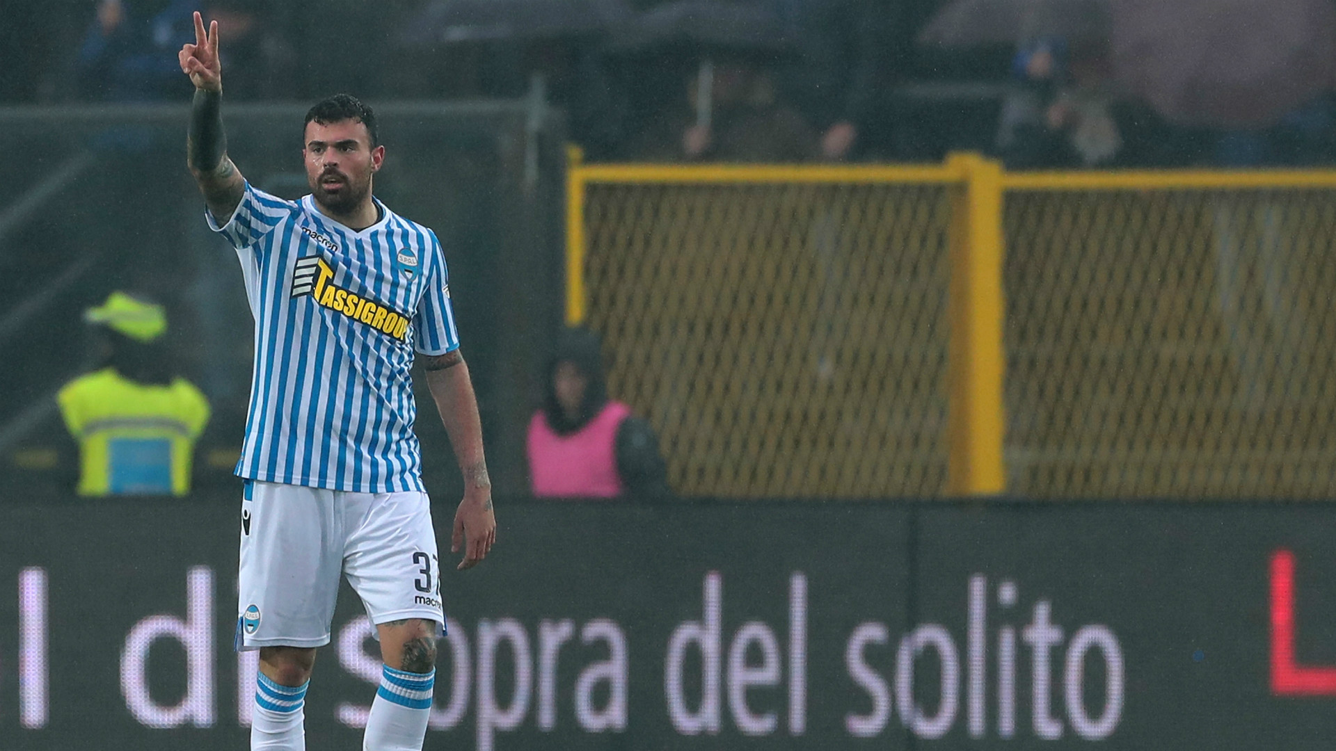 德州游骑兵在 2010-2011 连续两年闯入世界大赛，但均遗憾与冠军失之交臂